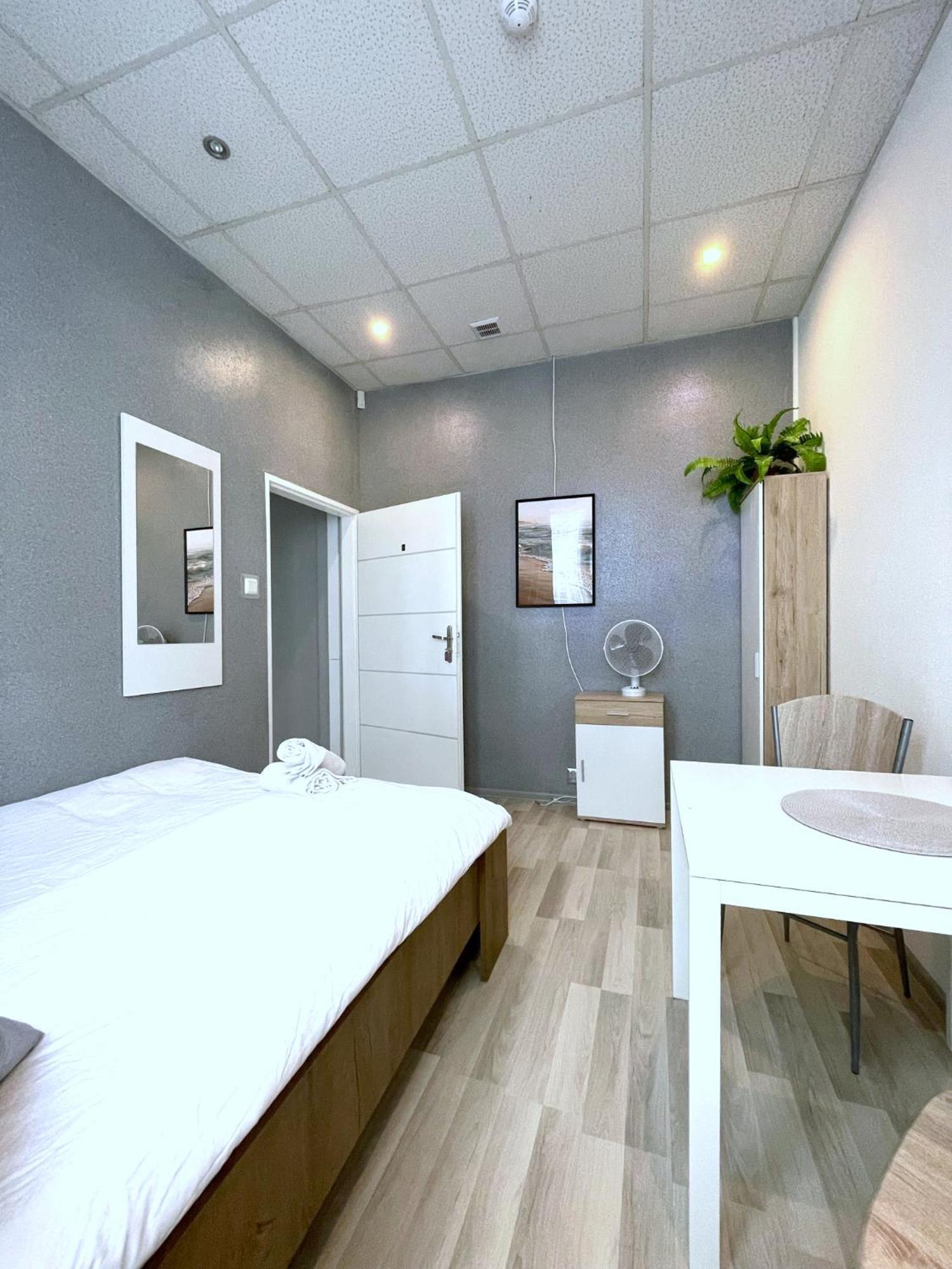 Keja Rooms - Pokoje Noclegi W Centrum Gdyni กดิเนีย ภายนอก รูปภาพ